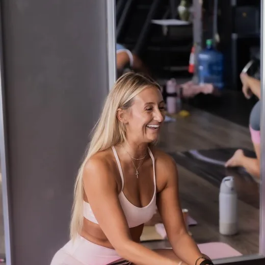 Ashley laughing between sets